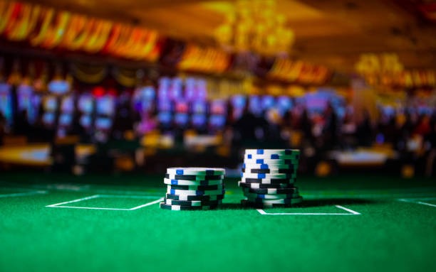 idxplay mobile app interface showing football betting and live casino options